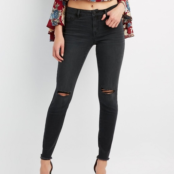 knee ripped jeggings